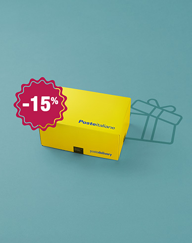 Pacco giallo su sfondo celeste con bollino che indica uno sconto del 15%
